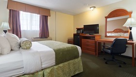 AmericInn by Wyndham Grinnell