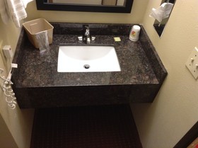 Super 8 by Wyndham Grinnell IA