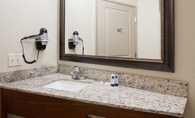 AmericInn by Wyndham Humboldt