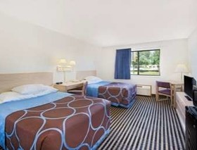 Super 8 by Wyndham Humboldt