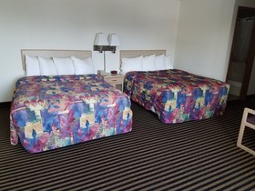 Super 8 by Wyndham Humboldt