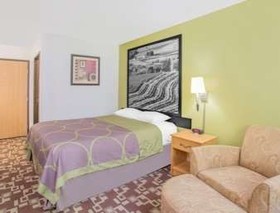 Super 8 by Wyndham Independence