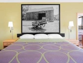 Super 8 by Wyndham Independence