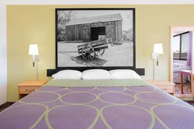 Super 8 by Wyndham Independence