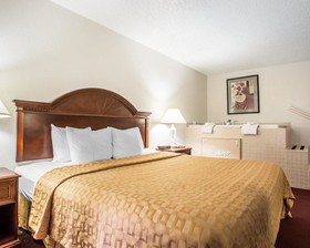 The Highlander Hotel