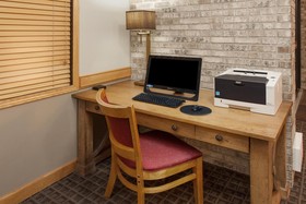 AmericInn by Wyndham Iowa Falls