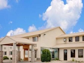 Super 8 by Wyndham Iowa Falls