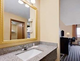 Super 8 by Wyndham Iowa Falls