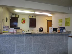 Super 8 by Wyndham Jefferson