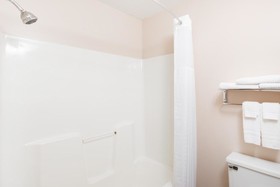 Super 8 by Wyndham Jefferson