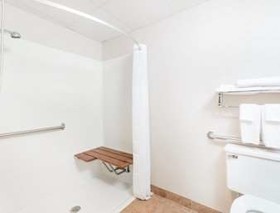 Super 8 by Wyndham Jefferson