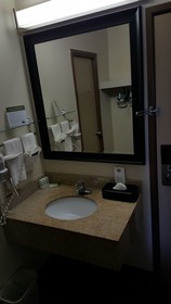 AmericInn by Wyndham Johnston Des Moines