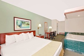 Baymont Inn & Suites Keokuk