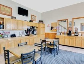 Super 8 by Wyndham Keokuk