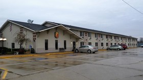 Super 8 by Wyndham Keokuk
