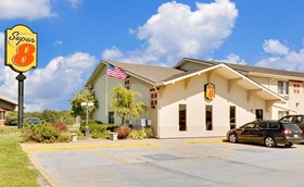 Super 8 by Wyndham Keokuk