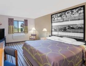 Super 8 by Wyndham Knoxville