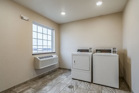 Cobblestone Inn & Suites Lamoni