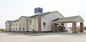 Cobblestone Inn & Suites Lamoni