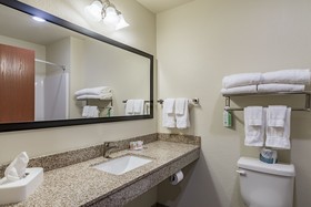 Cobblestone Inn & Suites Lamoni