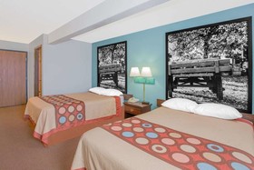 Rodeway Inn near I-35 Lamoni