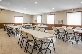 Le Mars Inn & Suites