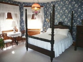 Squiers Manor B&B