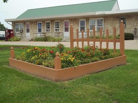 Sudbury Court Motel & RV Park