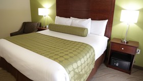 Cobblestone Inn Marquette