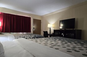 Econo Lodge Inn & Suites