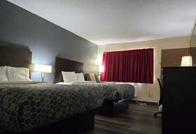 Econo Lodge Inn & Suites