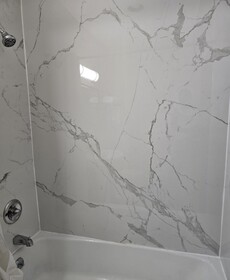 Econo Lodge Inn & Suites