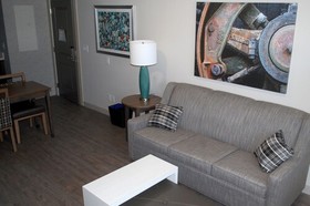 Spring Lake Townhomes And Suites