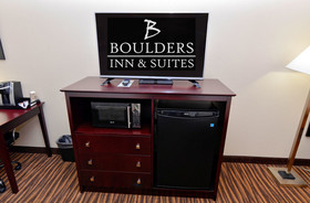 Boulders Inn & Suites Monticello