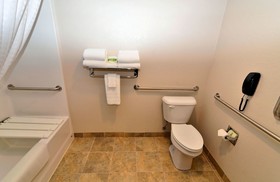 Boulders Inn & Suites Monticello