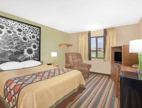 Super 8 by Wyndham Mt Pleasant