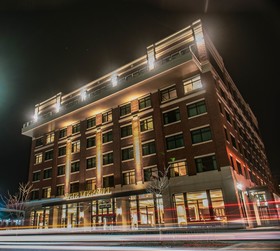 The Merrill Hotel Muscatine - Tribute Portfolio