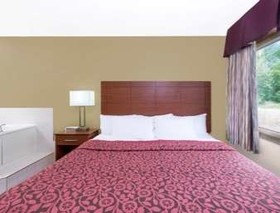 Days Inn by Wyndham Newton