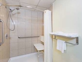 Super 8 by Wyndham Newton