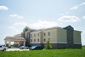 Holiday Inn Express Hotel & Suites Northwood