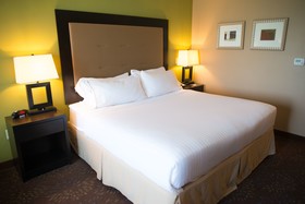 Holiday Inn Express Hotel & Suites Northwood