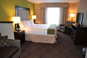 Holiday Inn Express Hotel & Suites Northwood