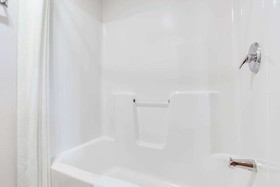 Super 8 by Wyndham Oelwein