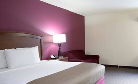 AmericInn by Wyndham Osceola