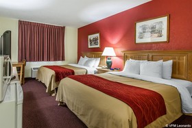 EverSpring Inn & Suites