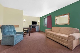 Super 8 by Wyndham Ottumwa