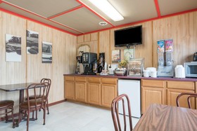 Heartland Hotel and Suites