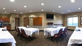 Holiday Inn Express Hotel & Suites Sheldon