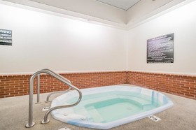 Super 8 by Wyndham Sheldon