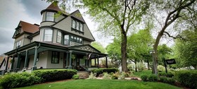 Linda Sue Manor